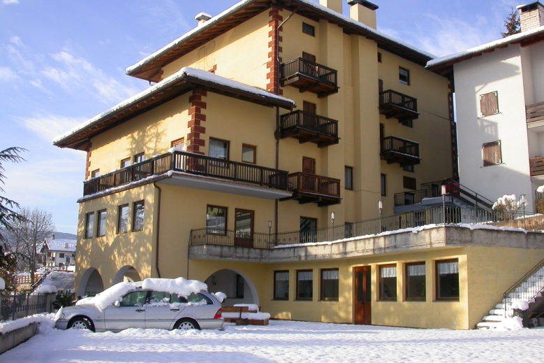 Hotel Hotel Corona