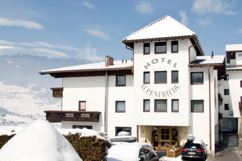 Hotel Hotel Alpenfriede  se skipasem