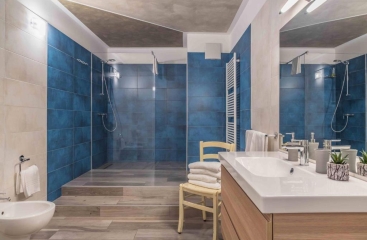 Apartmnov dm De Carli ***