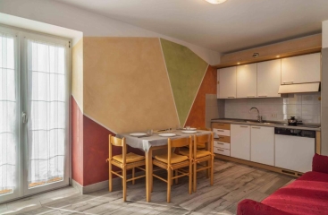 Apartmnov dm De Carli ***