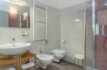 Apartmnov dm De Carli ***