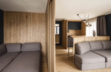 The Post Mountain Residence ***