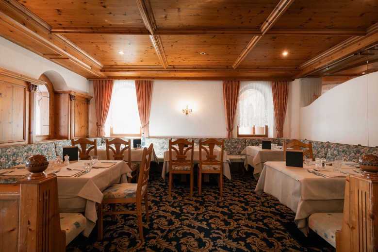 Hotel Sport Hotel Kurzras SKI OPENING