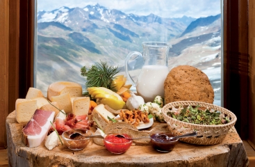Hotel Glacier Grawand SKI OPENING ***