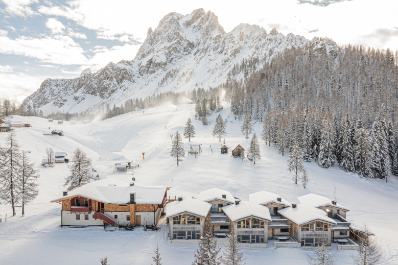 Hotel Apartments Prati di Croda Rossa