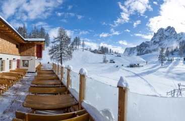 Apartments Prati di Croda Rossa ****