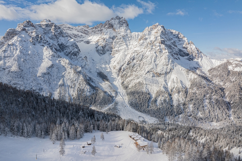 Hotel Apartments Prati di Croda Rossa