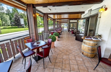 Hotel Tripi se skipasem ***