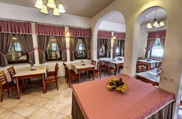 Hotel Tripi se skipasem ***