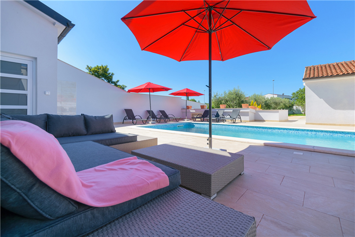 Holiday Home Villa Mala Vala 8