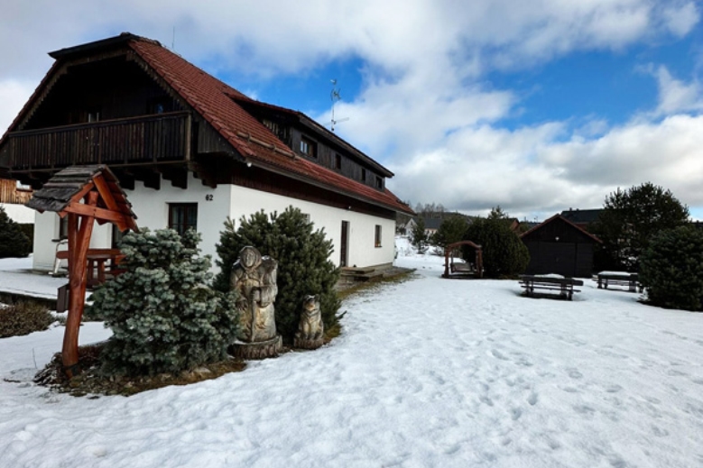 Hotel Apartmány Slunečná Lada