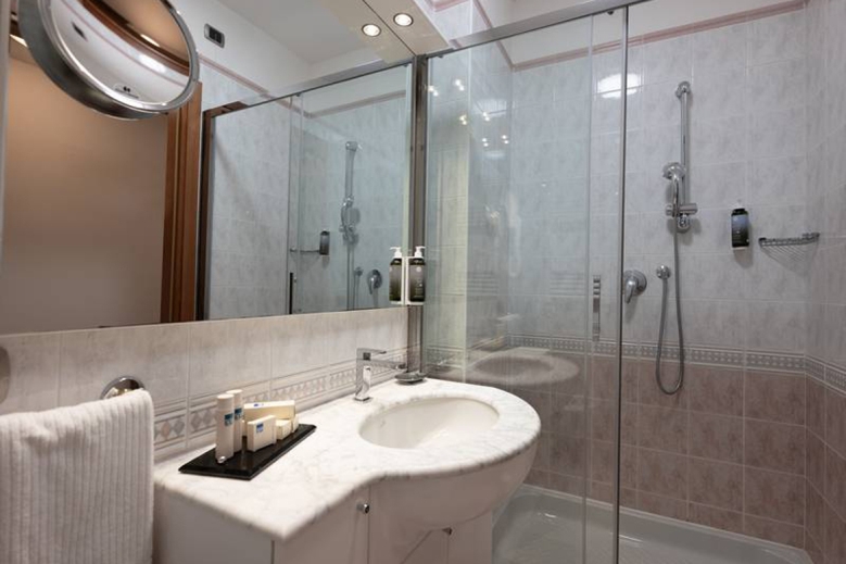 Hotel Savoy Beach Hotel & Thermal Spa