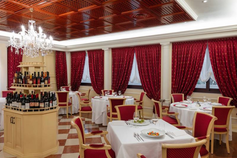 Hotel Savoy Beach Hotel & Thermal Spa