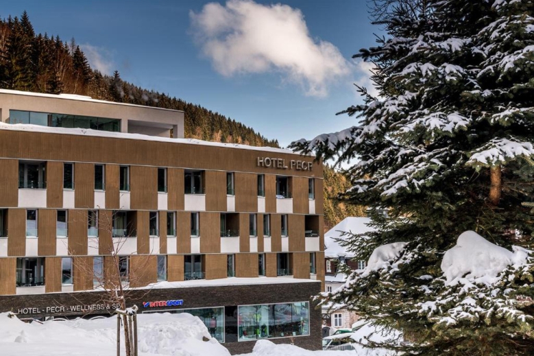 Hotel Hotel PECR Well