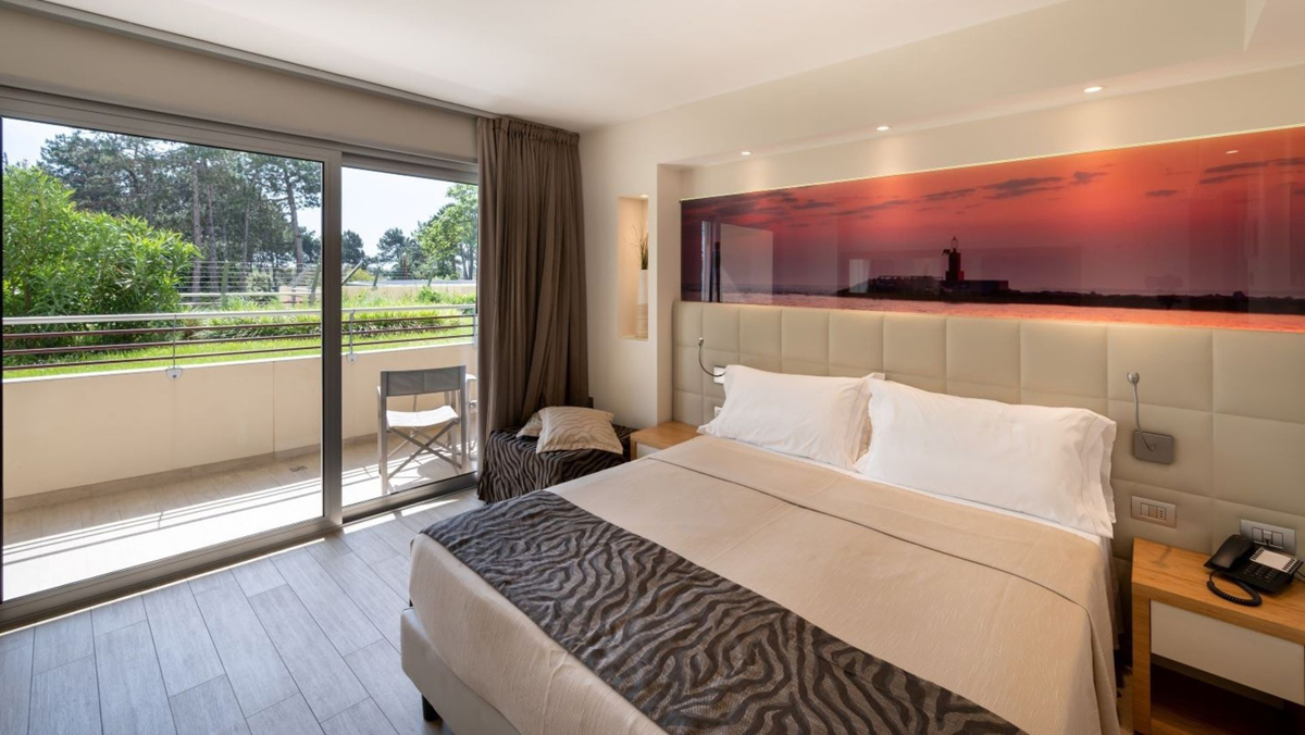 LAGUNA PARK HOTEL 10