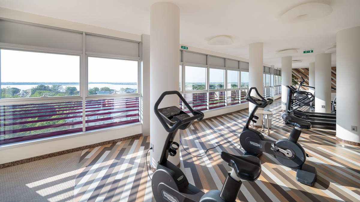 LAGUNA PARK HOTEL 15