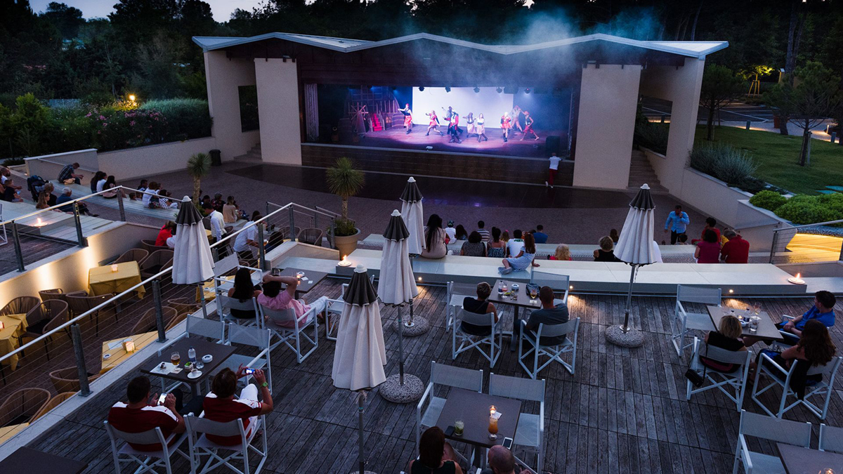 LAGUNA PARK HOTEL 16