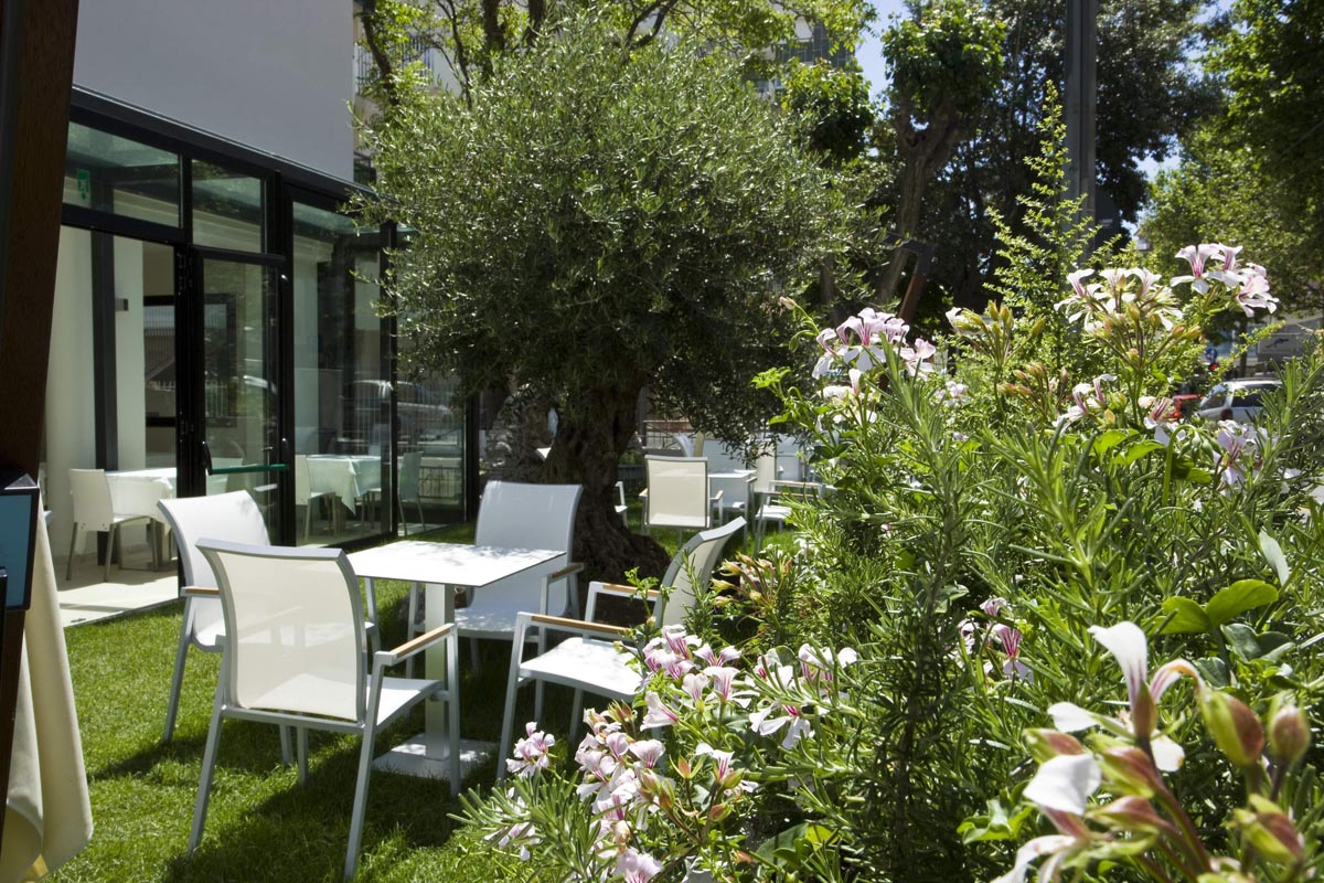 Hotel Ferretti Beach 6