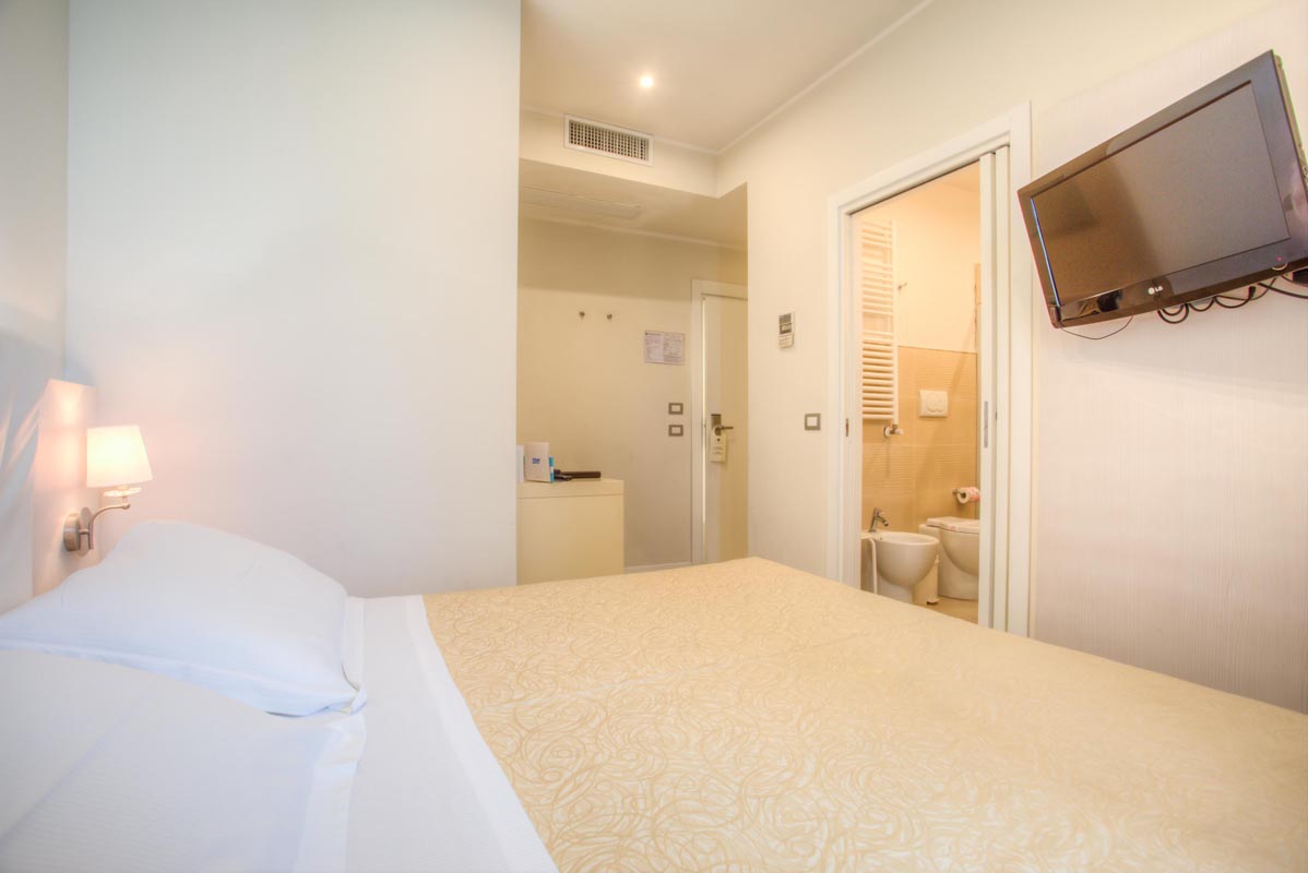 Hotel Ferretti Beach 12