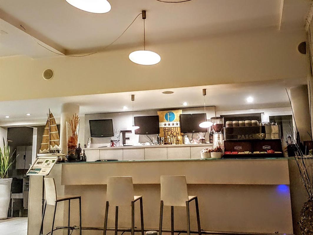 Hotel Ferretti Beach 18