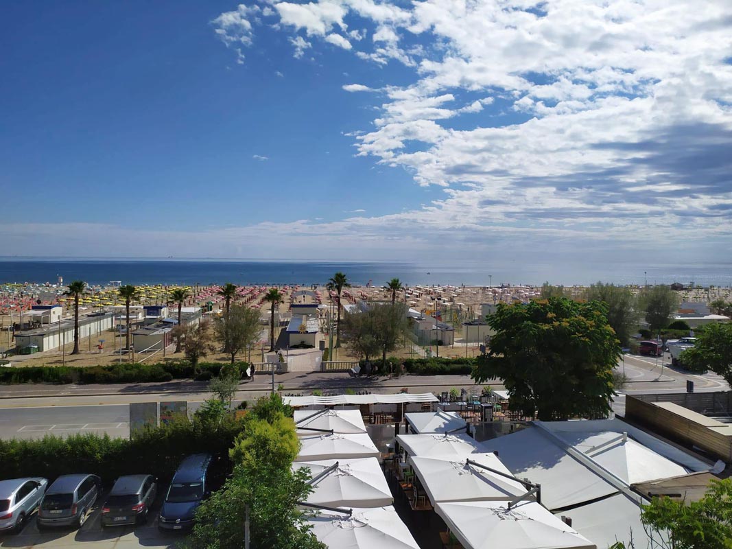 Hotel Ferretti Beach 20