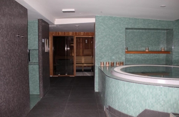 Hotel Alpina pololetn przdniny se skipasem