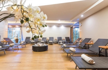 Hotel Alpina pololetn przdniny se skipasem