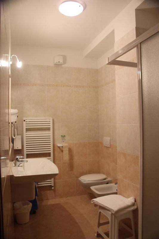 Hotel Albergo Sole 11