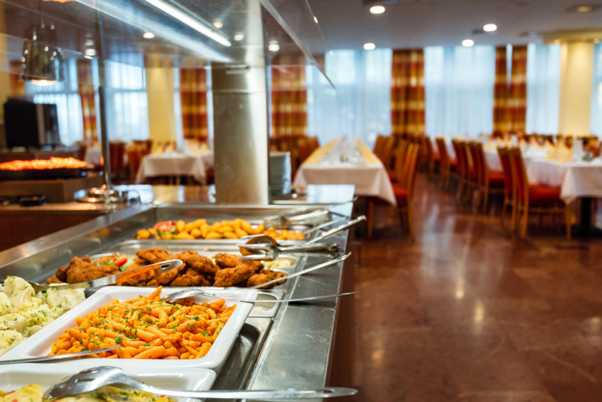 Hotel Freya autobusem 16