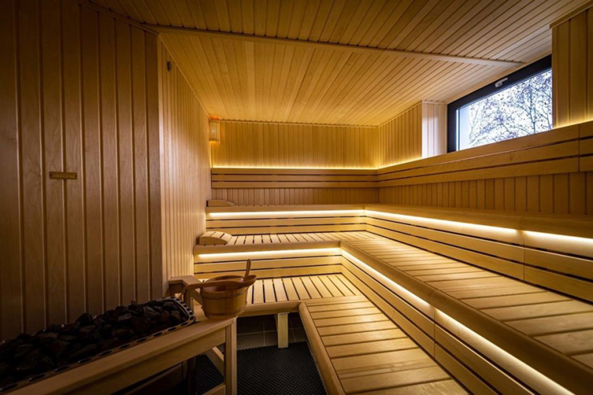 Hotel Freya autobusem 21