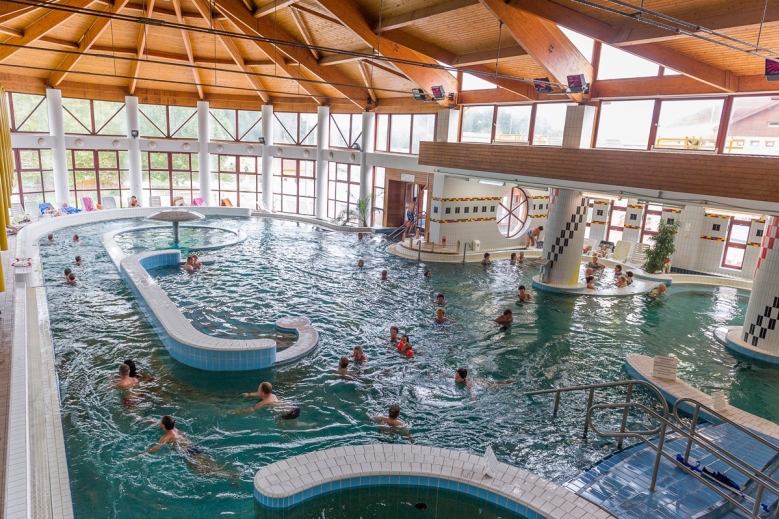 Hotel Hotel Freya autobusem