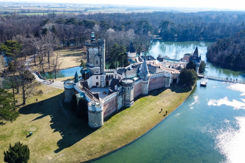 Hotel Hotel Freya autobusem