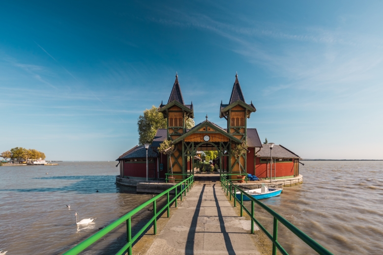 Hotel Hotel Freya autobusem