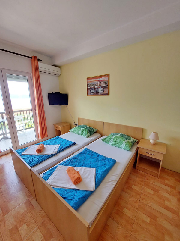 Vila Gradac s polopenzí 3