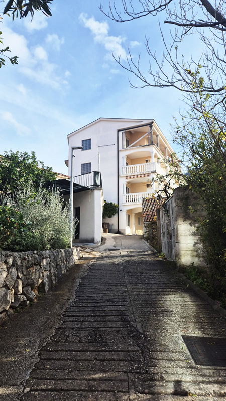 Vila Gradac s polopenzí 4