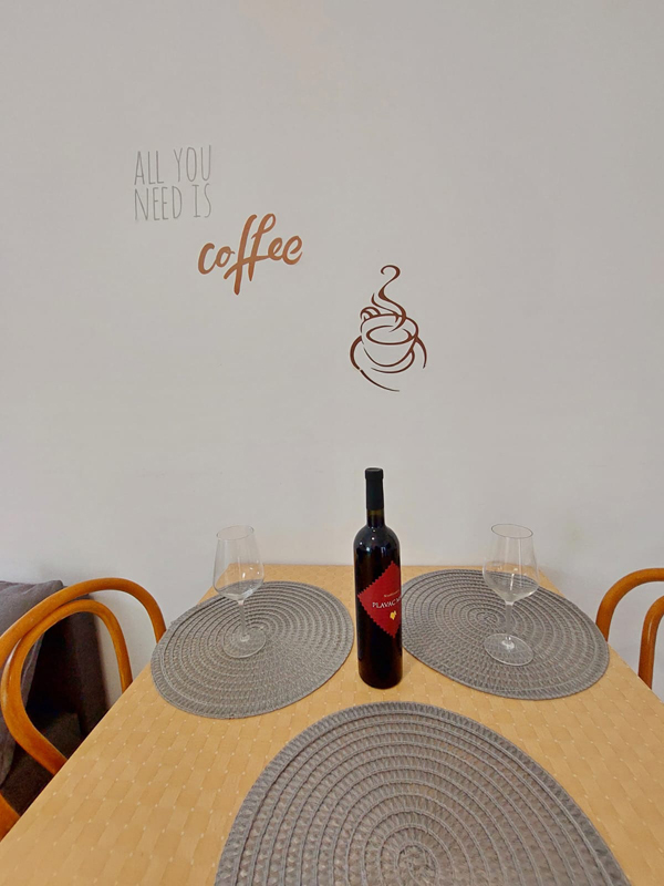 Vila Gradac s polopenzí 14