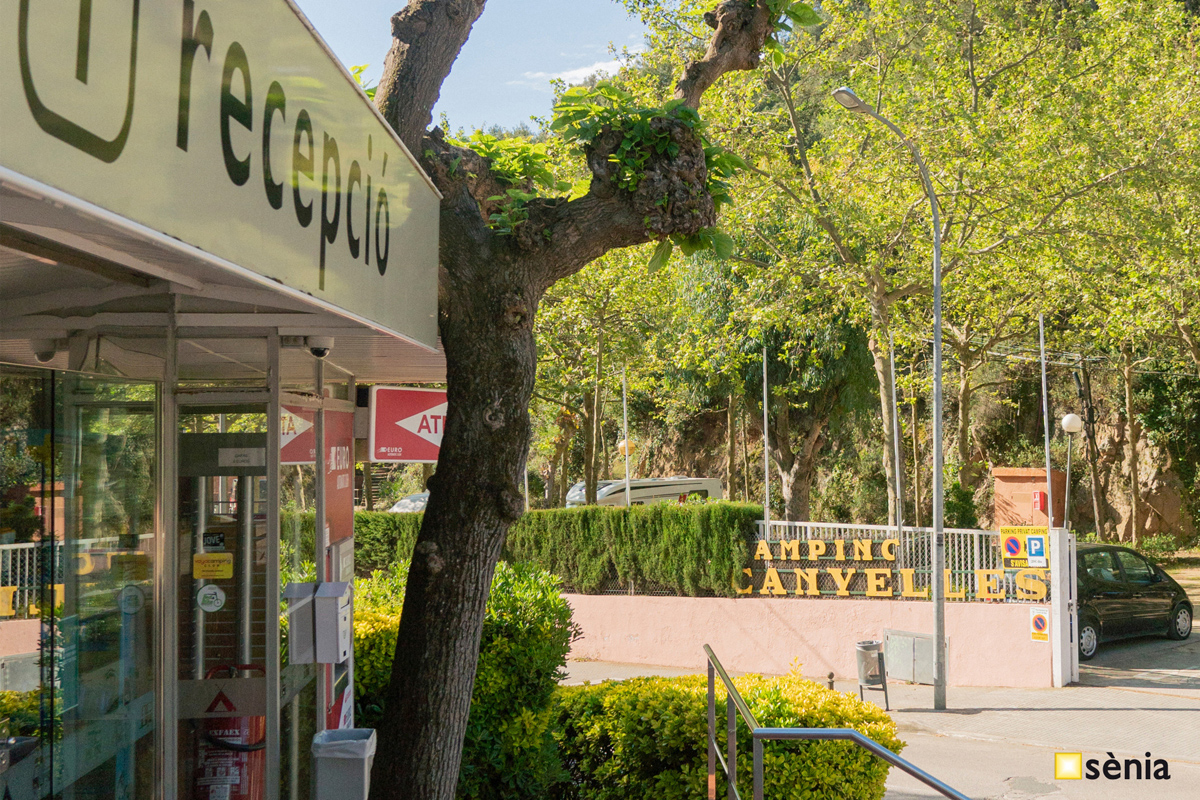 Camping Senia Cala Canyelles 2
