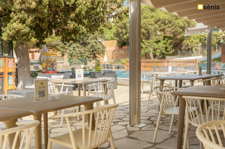 Hotel Camping Senia Cala Canyelles