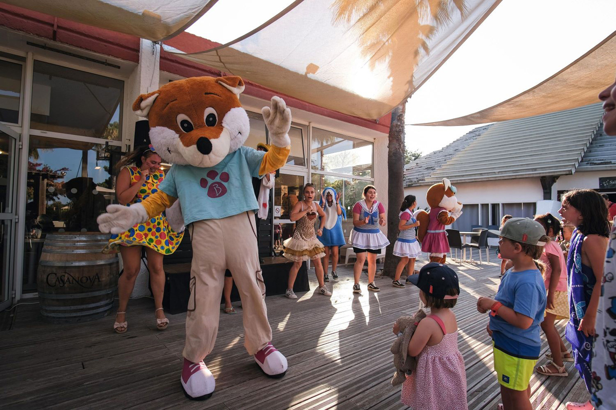 Residence Borgo Pineto s polopenzí 8