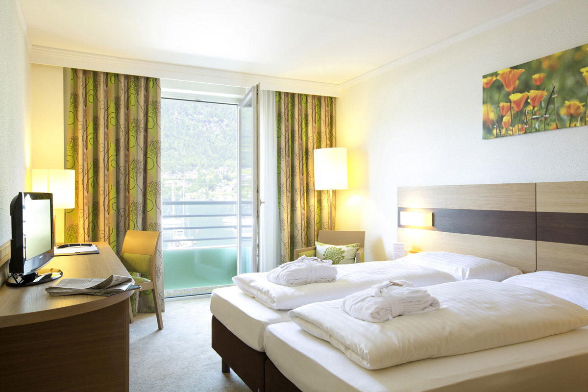 ROBINSON Landskron 15