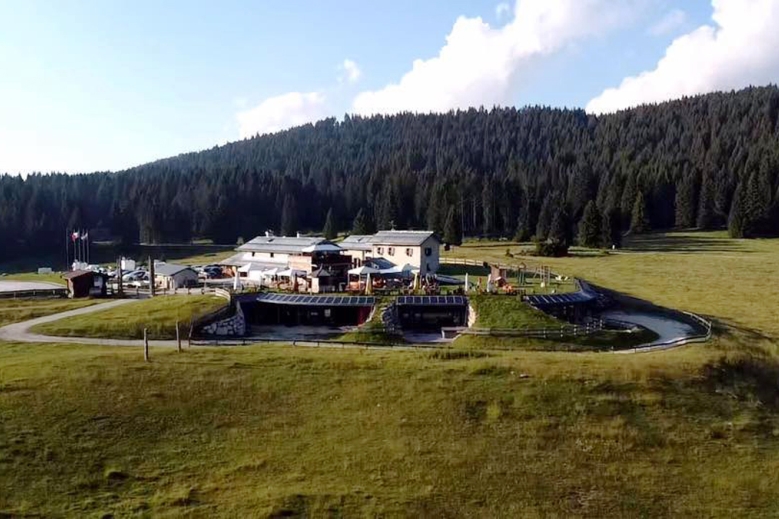 Hotel Hotel Malga Millegrobbe 