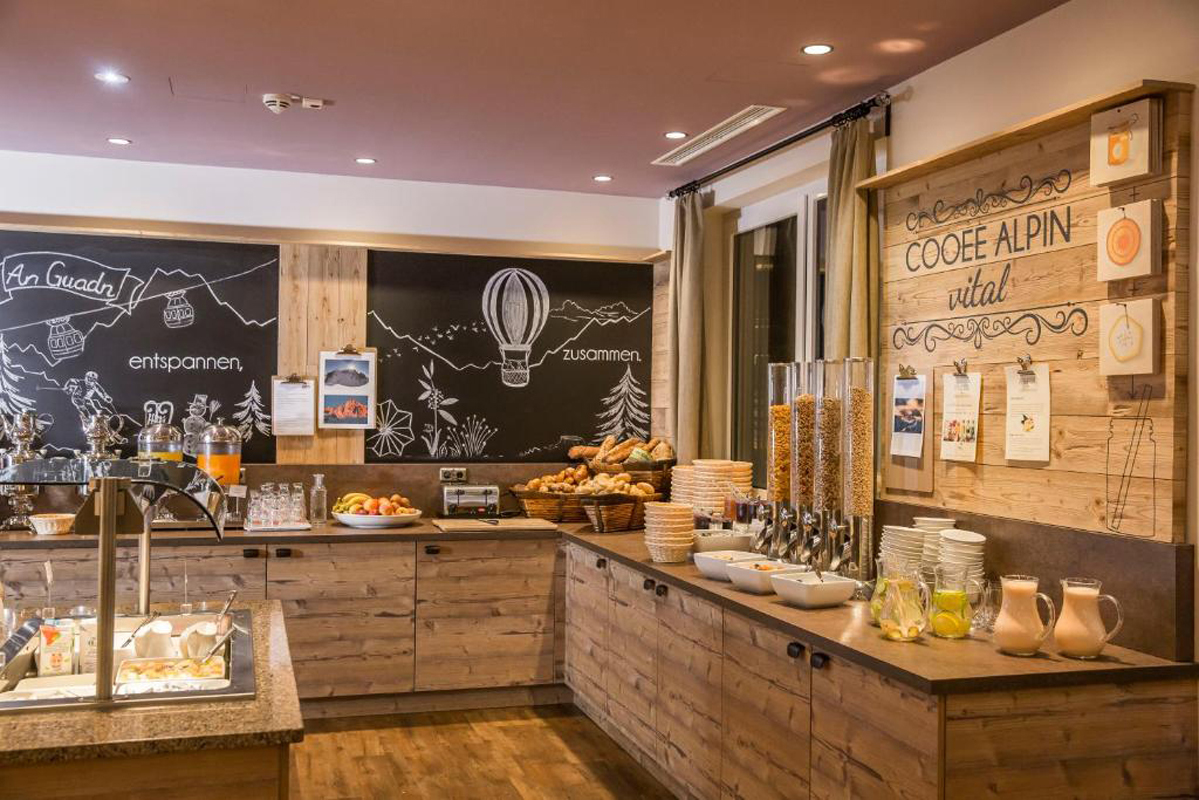 COOEE Alpin Hotel Dachstein  se snídaní 15