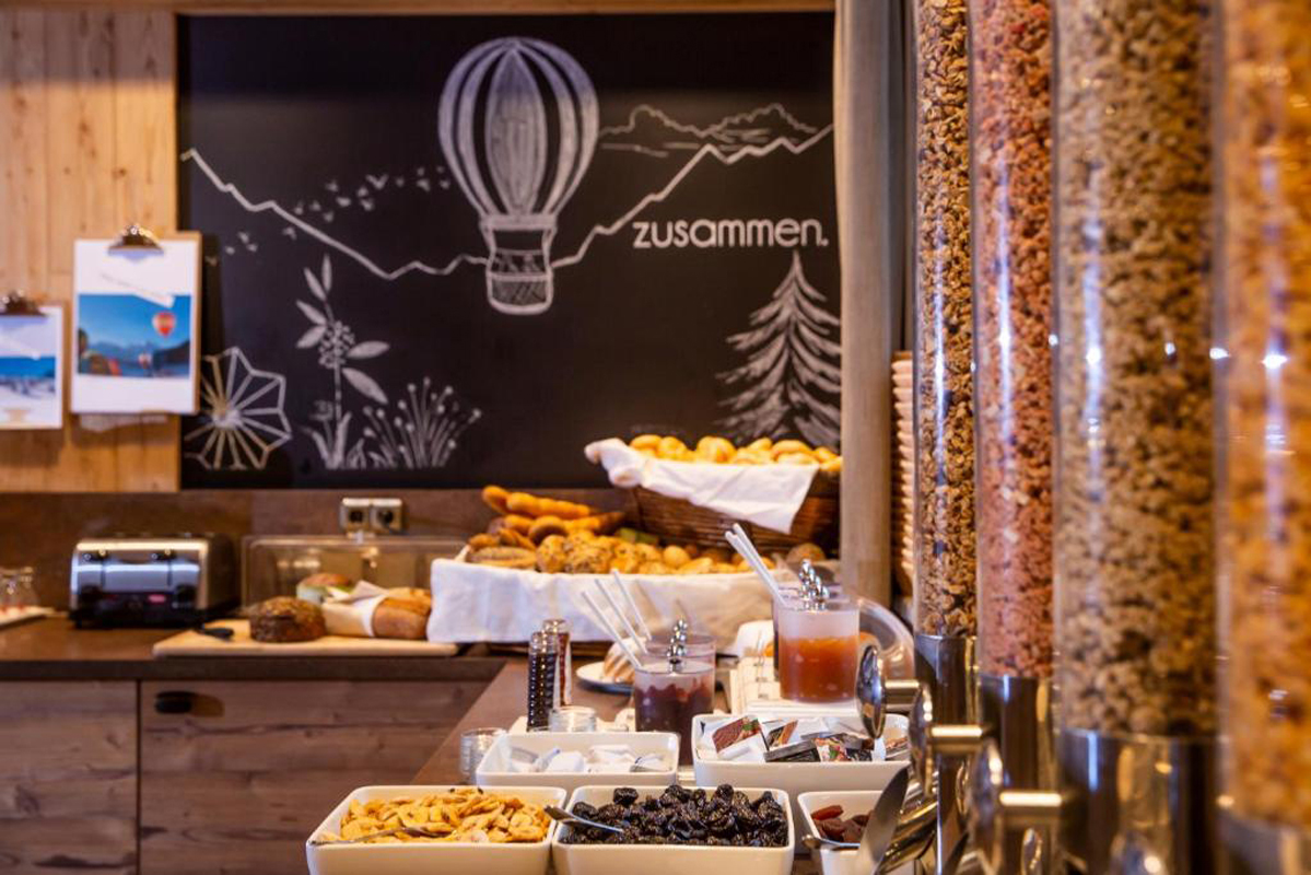 COOEE Alpin Hotel Dachstein  se snídaní 16