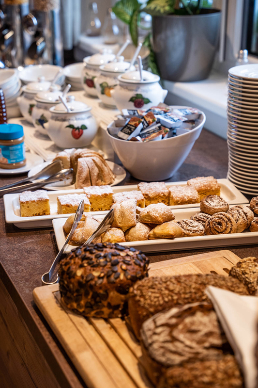 COOEE Alpin Hotel Dachstein  se snídaní 22