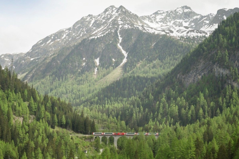 Hotel Gotthard, Bernina a Glacier Express /