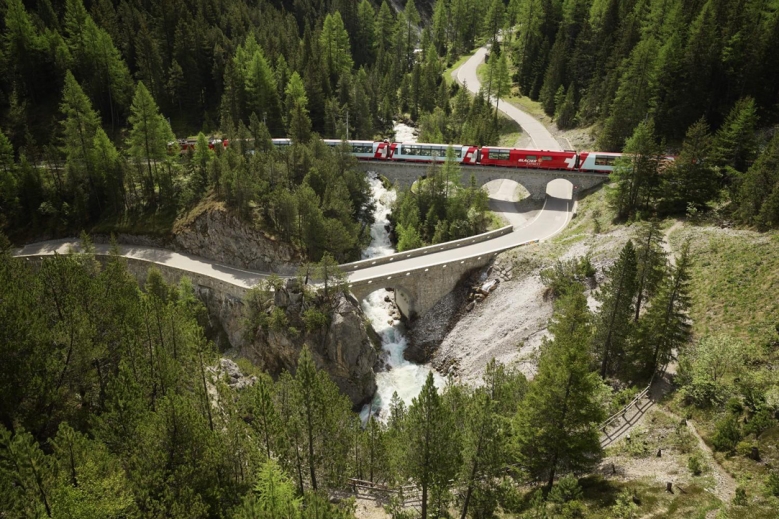 Hotel Gotthard, Bernina a Glacier Express /