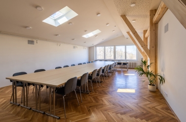 Retro Hotel Jiskra *** � bal��ek Neomezen� wellness