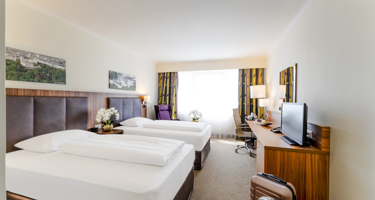 Hotel PLAZA Premium Wien  6