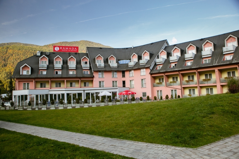 Hotel Hotel Ramada Hotel & Suites s polopenzí dovolená