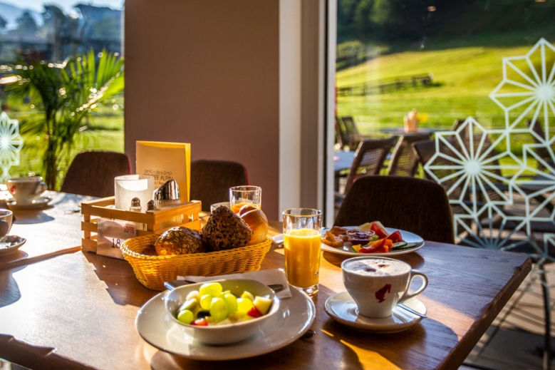 Hotel COOEE alpin Hotel Kitzbüheler Alpen  se snídaní